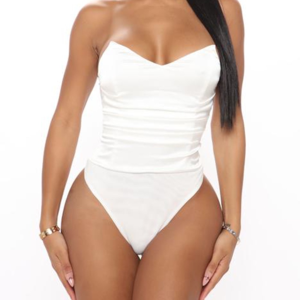 $50 Fashion Nova White Corset Silk Body Suit